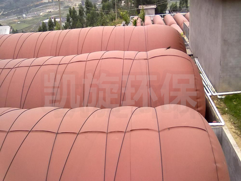 軟體沼氣池比傳統(tǒng)沼氣池具有很多優(yōu)點(diǎn)？